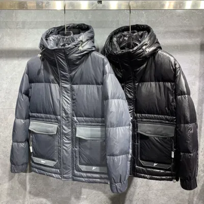 OEM Custom Winter-Oberbekleidung für Herren, einfarbig, kurze, leicht gepolsterte Jacke, Winter-Daunenjacke mit Reißverschlusstaschen